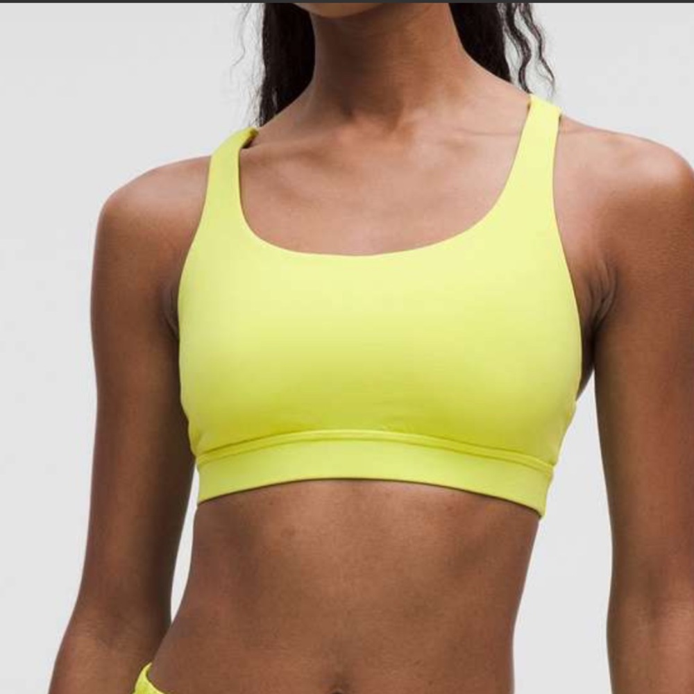Lululemon Energy Bra Medium Support. Color Sour Grape